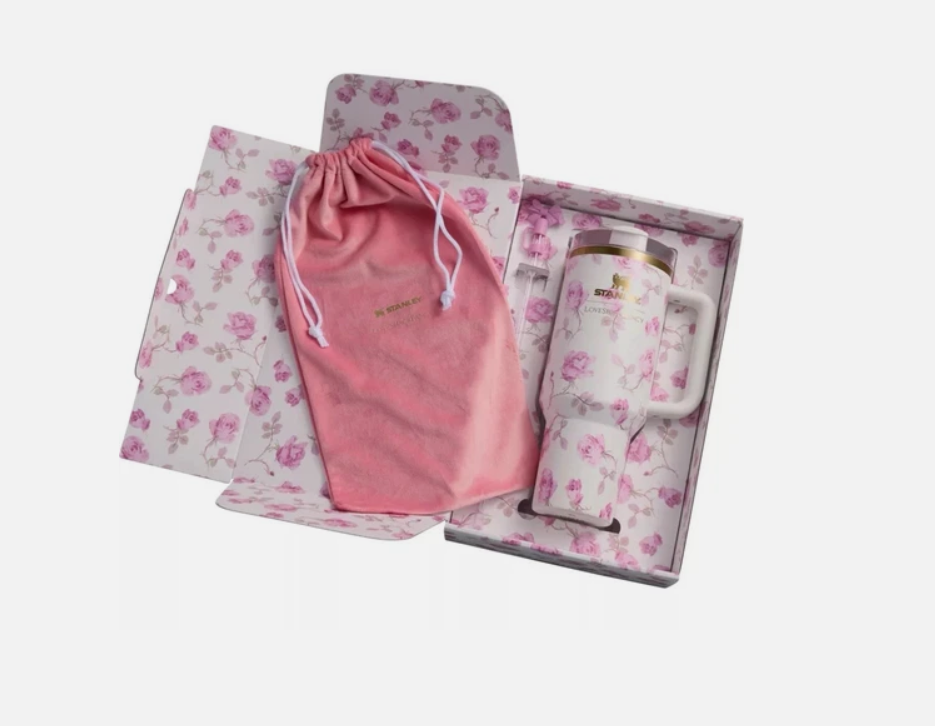 Stanley Tumbler 40 oz (Love Shack Floral White)